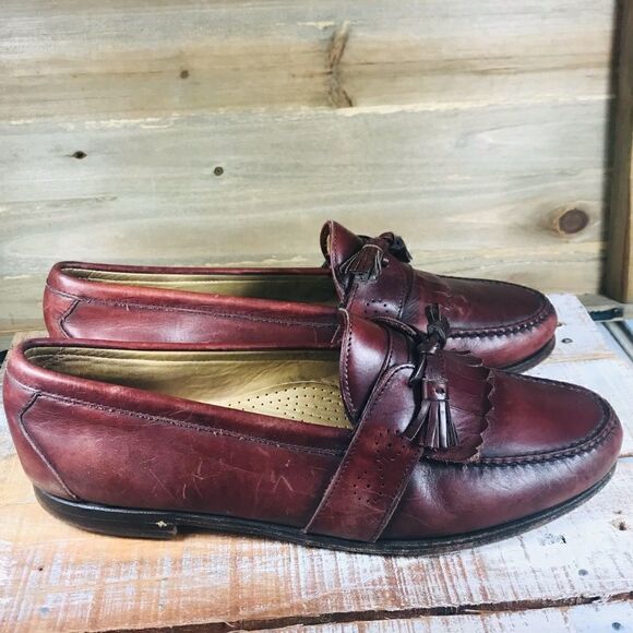 Allen Edmonds Burgundy Leather Tassel Loafers - Picture 1 of 12